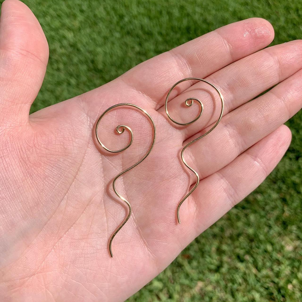 Pull-Through Swirl Earrings